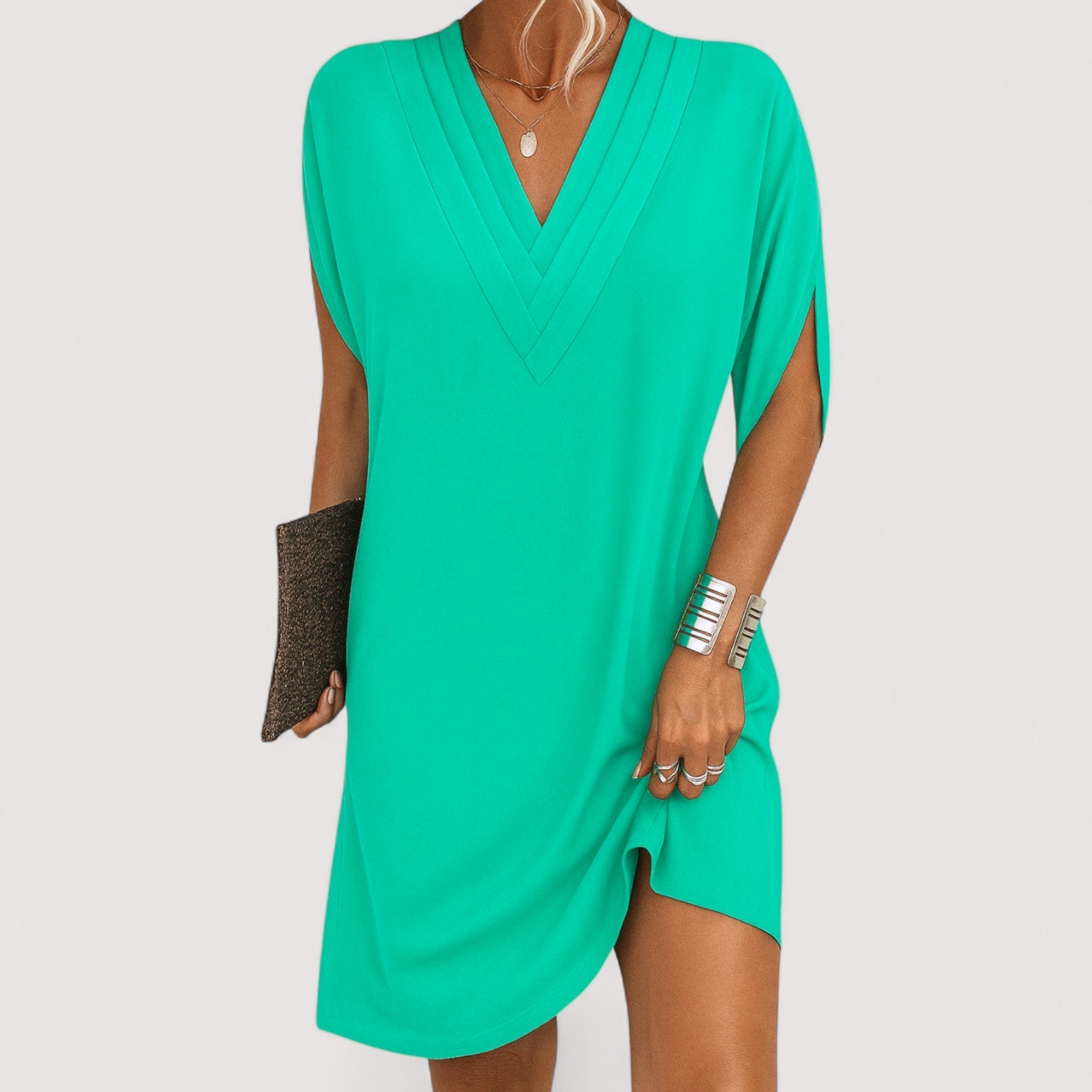 Alma™ | Tyylikäs imarteleva mekko