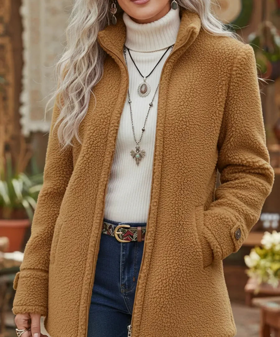 Aino™ | Pehmeä Lambswool-takki