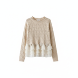 Orvokki™ | Neulepaita röyhelöillä